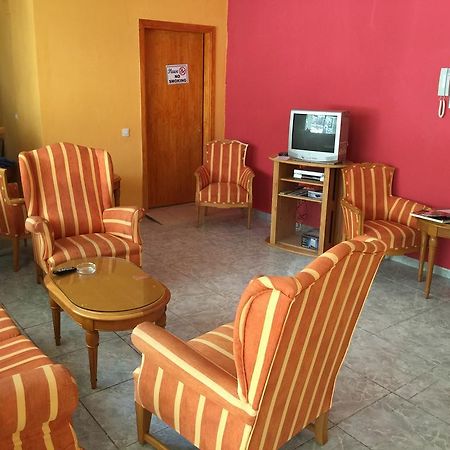 Tenerife Hostel Los Cristianos  Ngoại thất bức ảnh