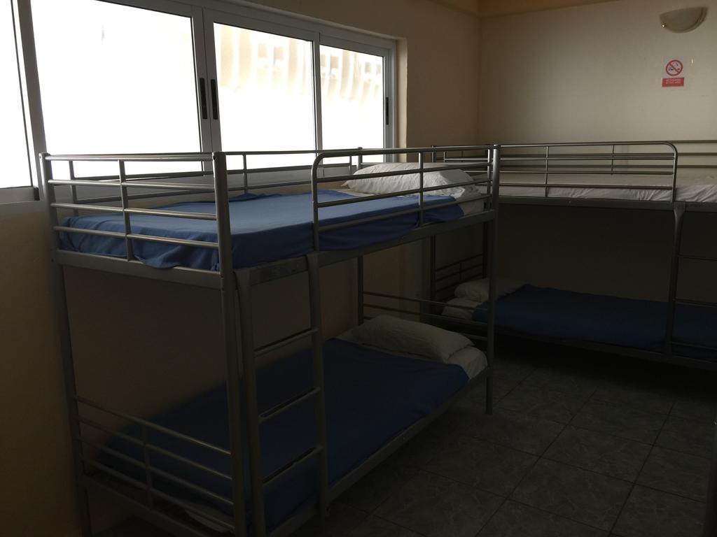 Tenerife Hostel Los Cristianos  Phòng bức ảnh
