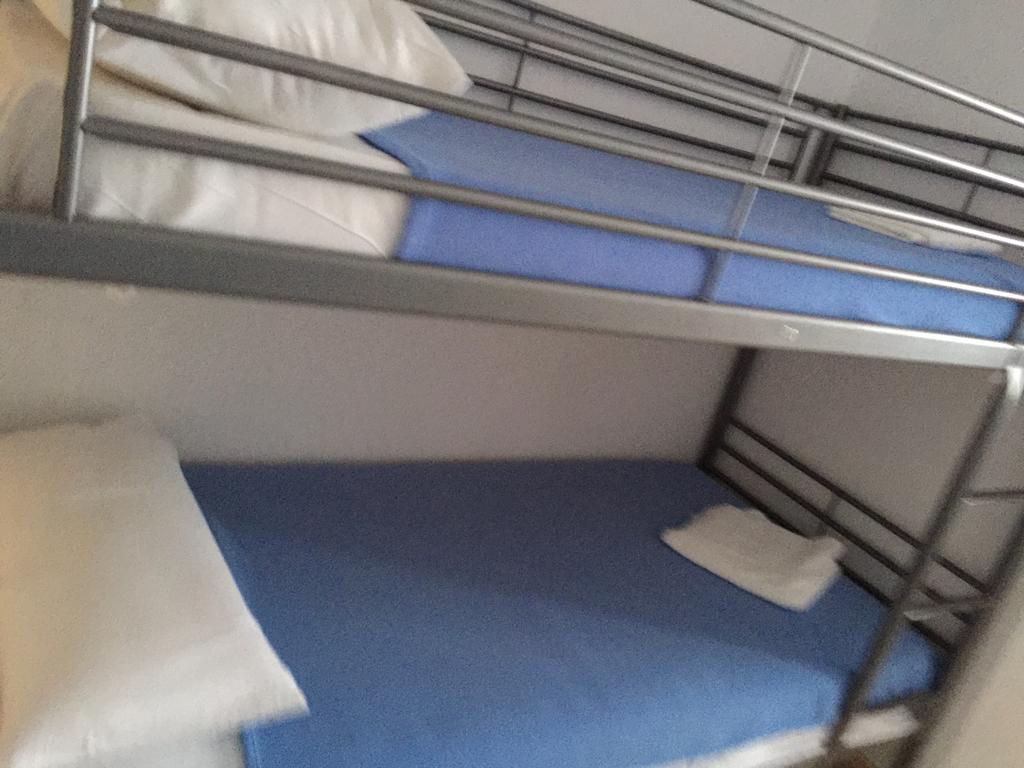 Tenerife Hostel Los Cristianos  Ngoại thất bức ảnh